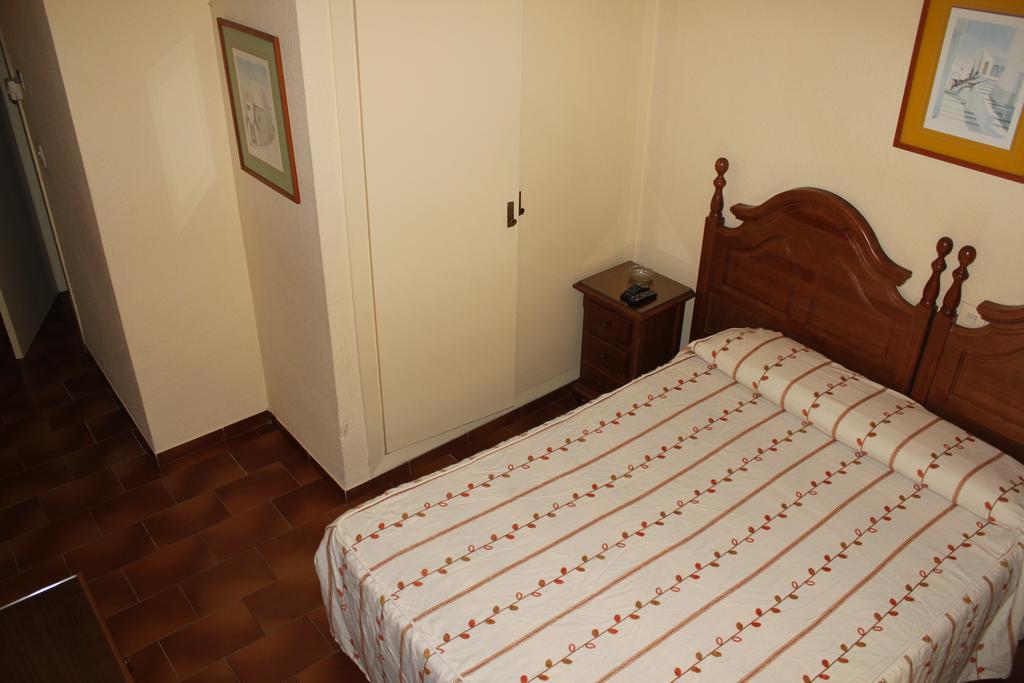 Hostal Andalucia Альмуньєкар Екстер'єр фото